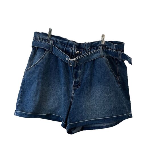 No Boundaries Belted Paperbag Denim Jean Shorts Medium Wash Juniors Size XXL 19 - Picture 1 of 9